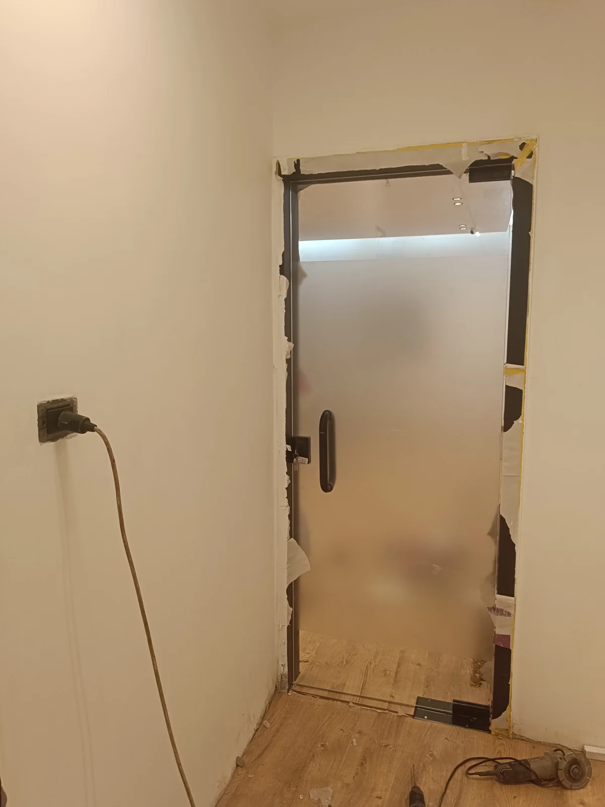 زجاج سيكوريت في شطا