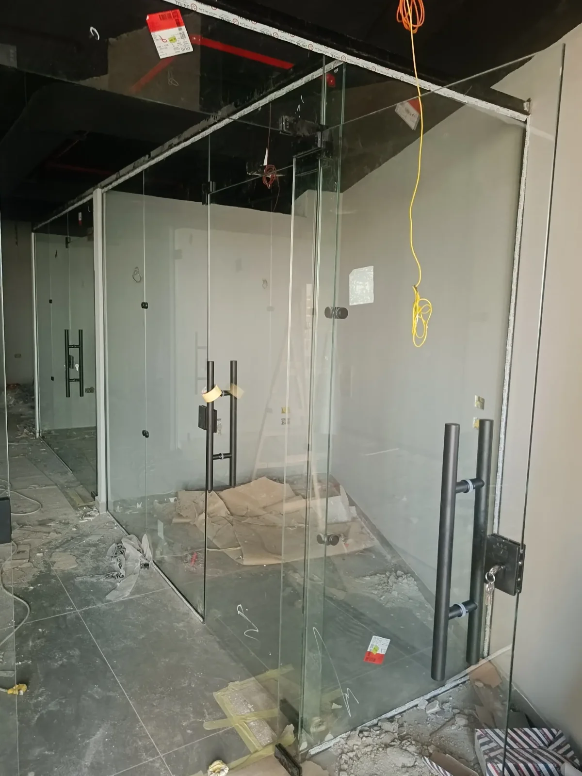 أبواب زجاج سيكوريت — عمل 2026/04/10 #290