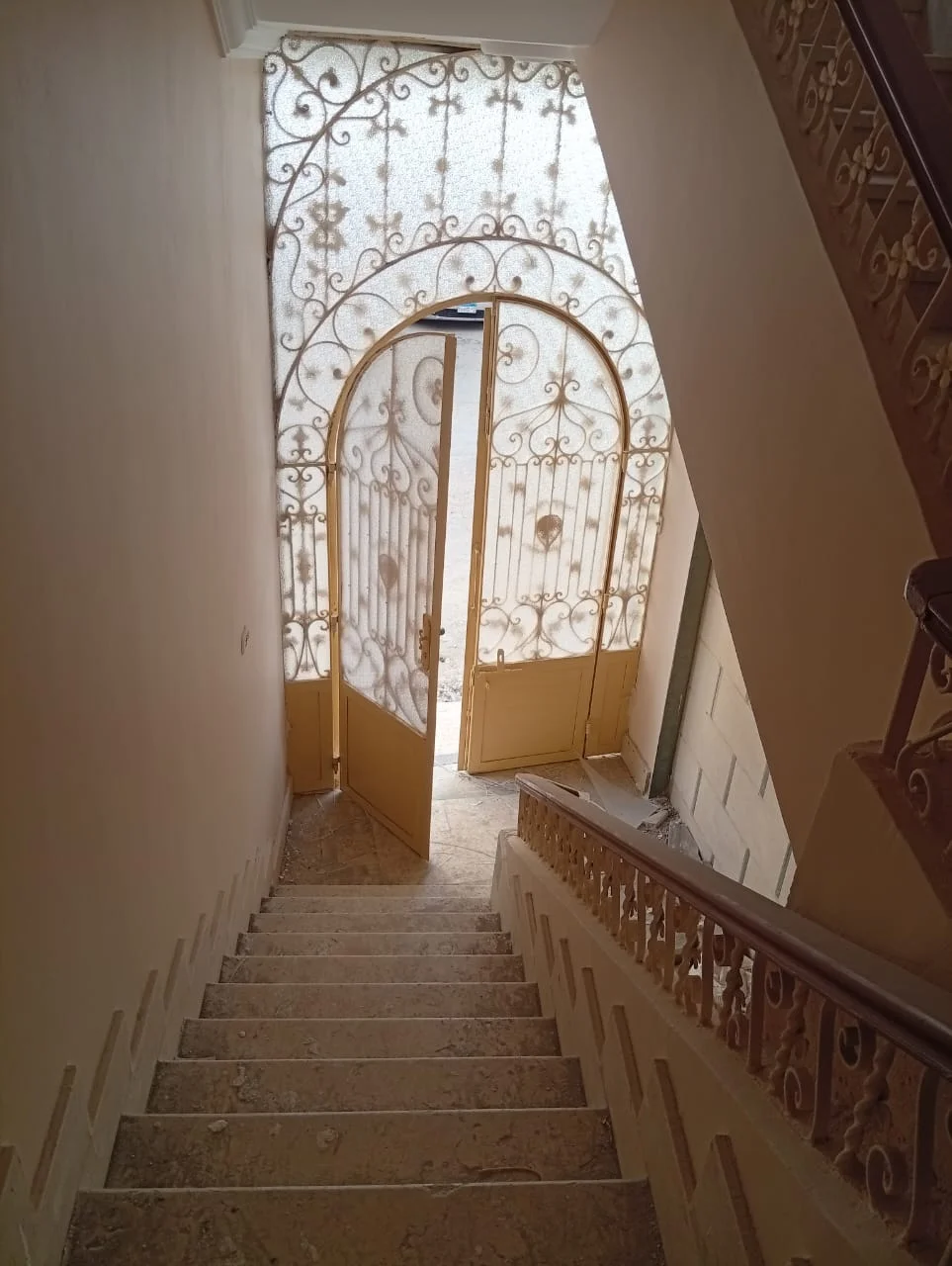 زجاج سيكوريت في ميت أبو غالب