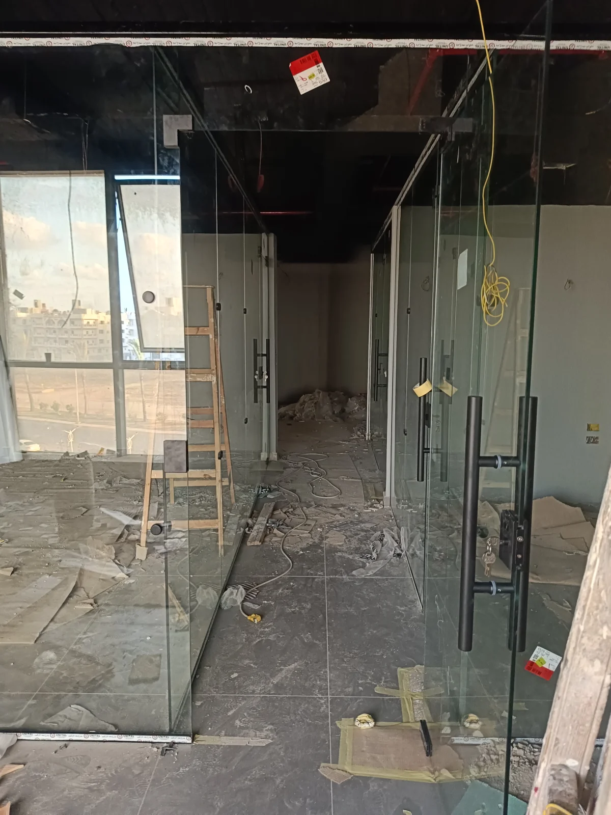 زجاج سيكوريت في شطا