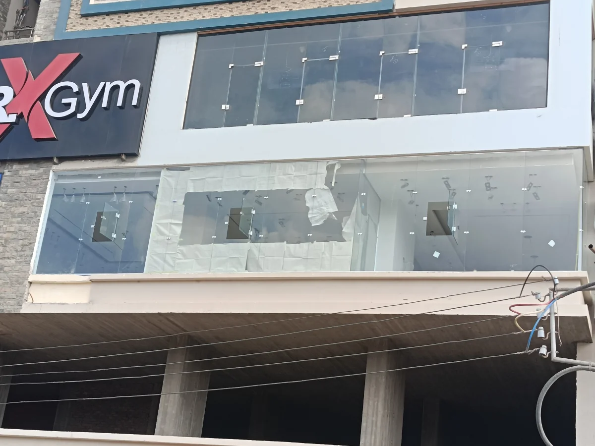 أبواب زجاج سيكوريت — عمل 2026/04/13 #514