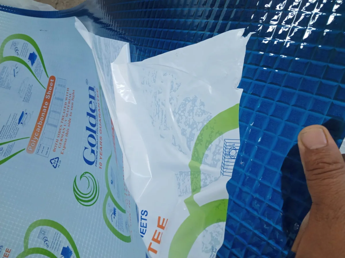 زجاج سيكوريت في الشرفة