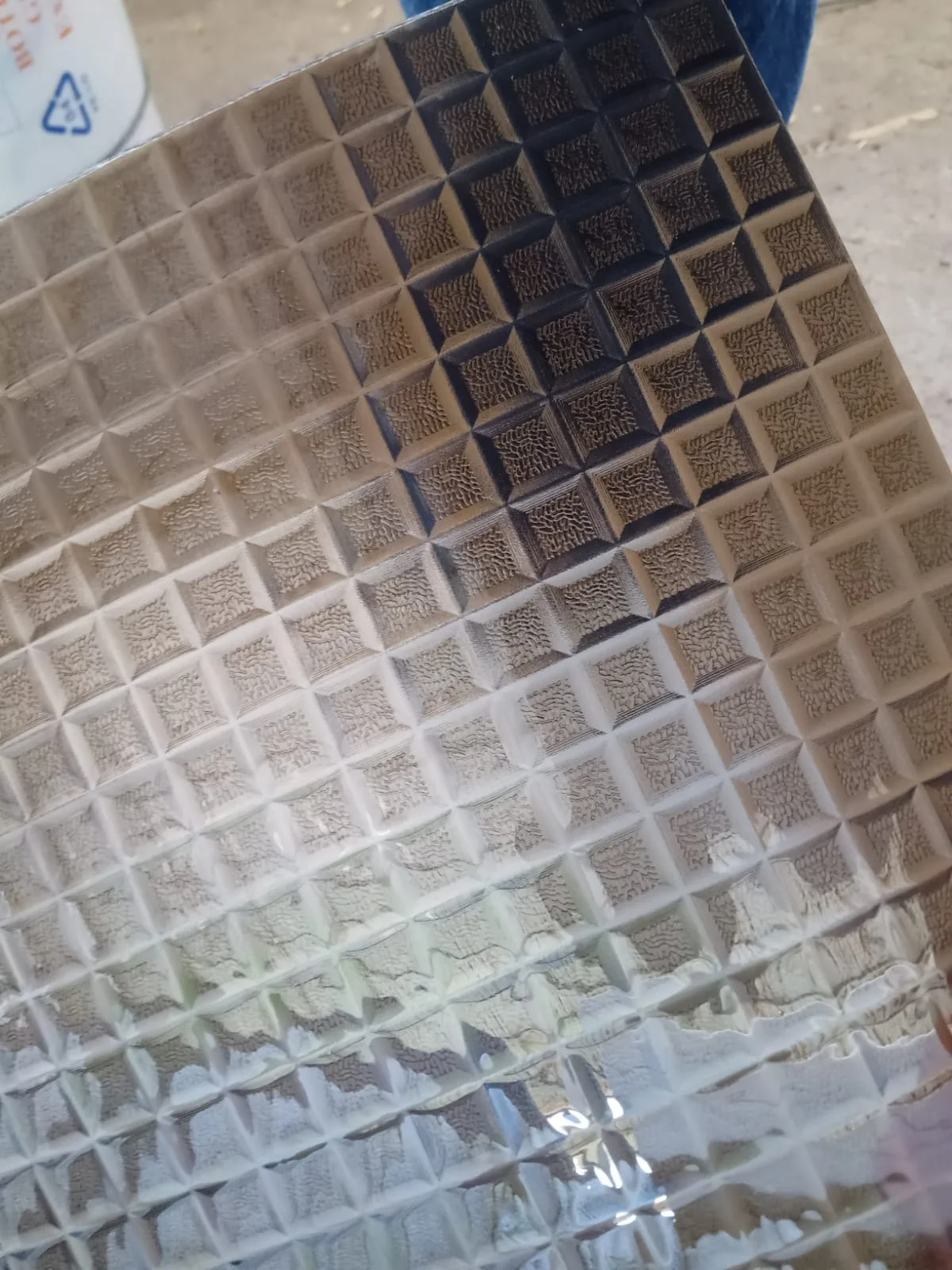 زجاج سيكوريت في مكادي باي