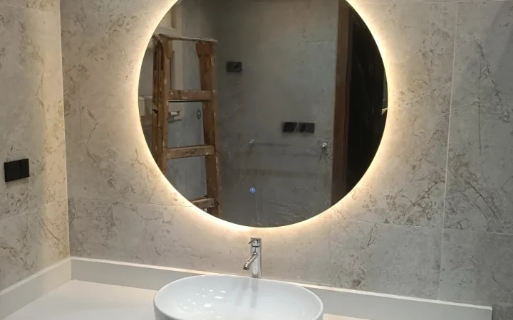 مرايا LED للصالونات في المنصورة