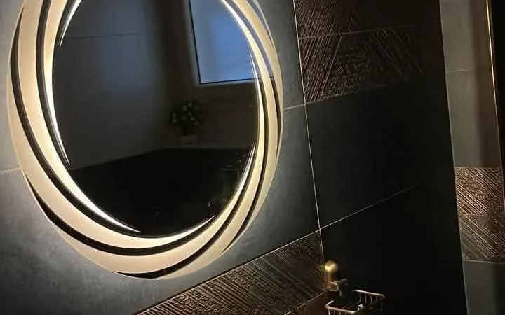 أعمال مرايا ديكور و LED