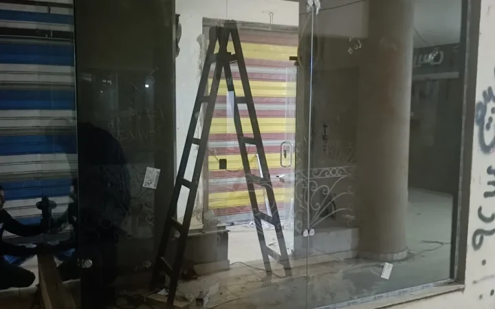 واجهات زجاجية لمعارض الأثاث في دمياط