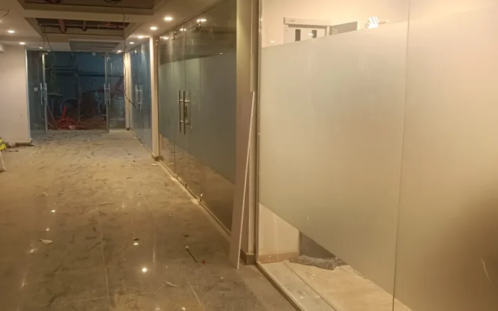 قواطيع زجاجية للعيادات في المنصورة