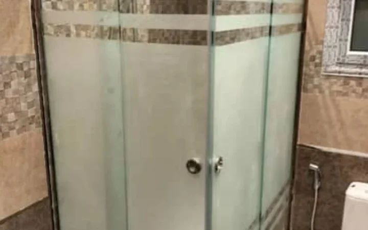 أعمال كبائن شاور — ميرور للزجاج السيكوريت