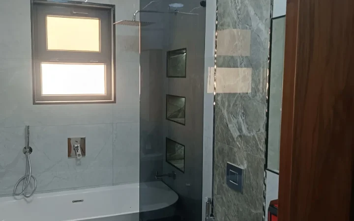 أعمال كبائن شاور