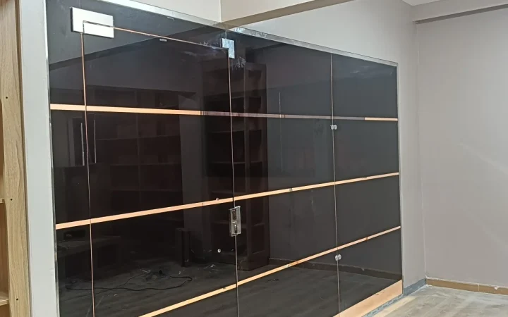 أبواب زجاج سيكوريت في دمياط